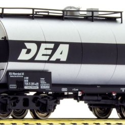 DE 4 akslet  tankvogn