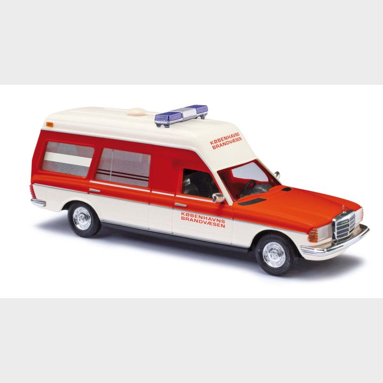 Ambulance Kbenhavns Brandvsen Mercedes VF 123  1 stk. tilbage