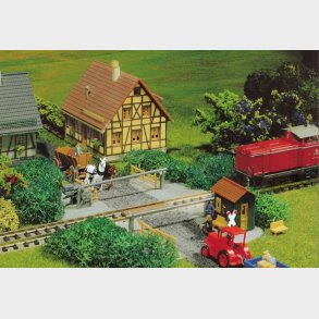 lille jernbaneovergang, 70 x 65 x 27 mm