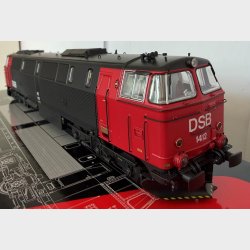 DSB MZ 1412 r�d/sort, AC NYHED 