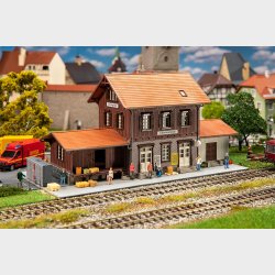 Bahnhof Kleinengstingen