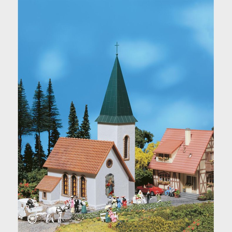 kirke, landsby 117 x 114 x 208 mm