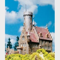 Slot Lichtenstein, 243 x 143 x 172 mm