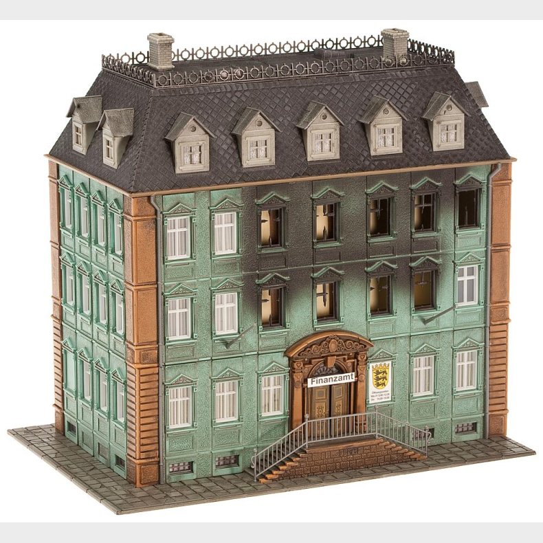 Brennendes Finanzamt, 195 x 133 x 185 mm