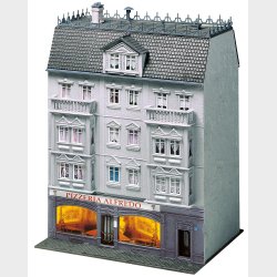 Pizzeria Alfredo, 145 x 127 x 203 mm