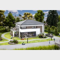 Weber huset  moderne bygning, ml: 180 x 160 x 91 mm