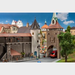 Lille rundt trn, ml: 60 x 60 x 206 mm