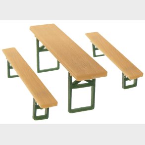 40 Brauerei-B&auml;nke und 20 Tisch,