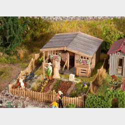 Schrebergarten mit gro&szlig;em Gart, 105 x 74 x 36 mm