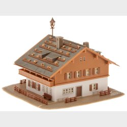 Alpenhof, 131 x 125 x 92 mm