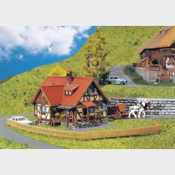 hus p landet 77 x 57 x 50 mm