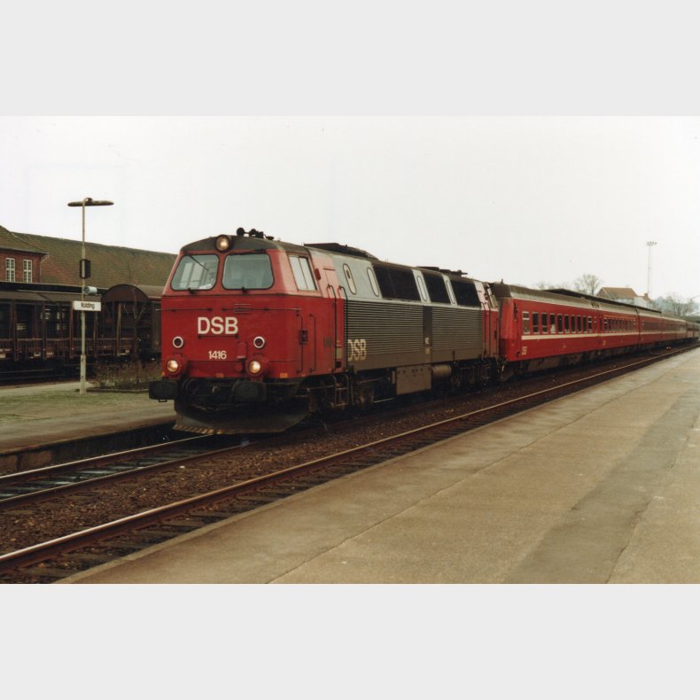 DSB MZ 1416 rd/sort, AC NYHED 