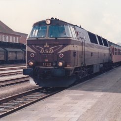 DSB MZ 1423 brun, AC NYHED 