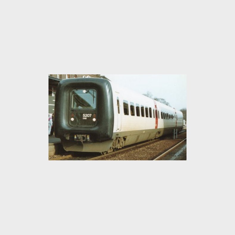 DSB MF 5008 hvid m/rd dr DCC. Q2/25