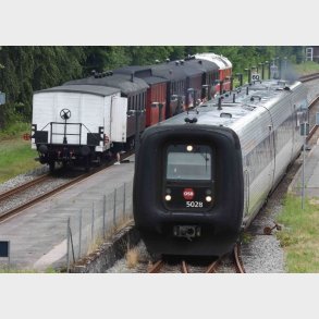 DSB MF 5012 IC3 bl m/rd dr sekskantlogo 