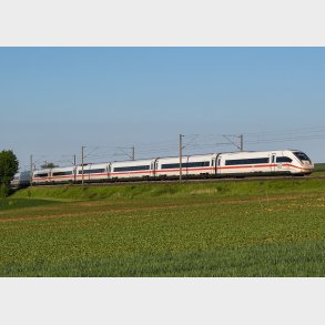 Hochgeschwindigkeitszug ICE 4