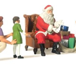 Julemand på gavebesøg hos familie  1 stk. tilbage