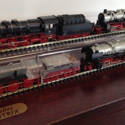 Damplok sæt 40 år skala N