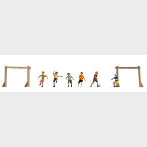 b�rn p� boldbanen 